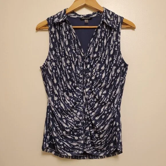 Cable & Gauge Blue Patterned Sleeveless Button Front V-Neck Collared Top - M - Picture 6 of 11